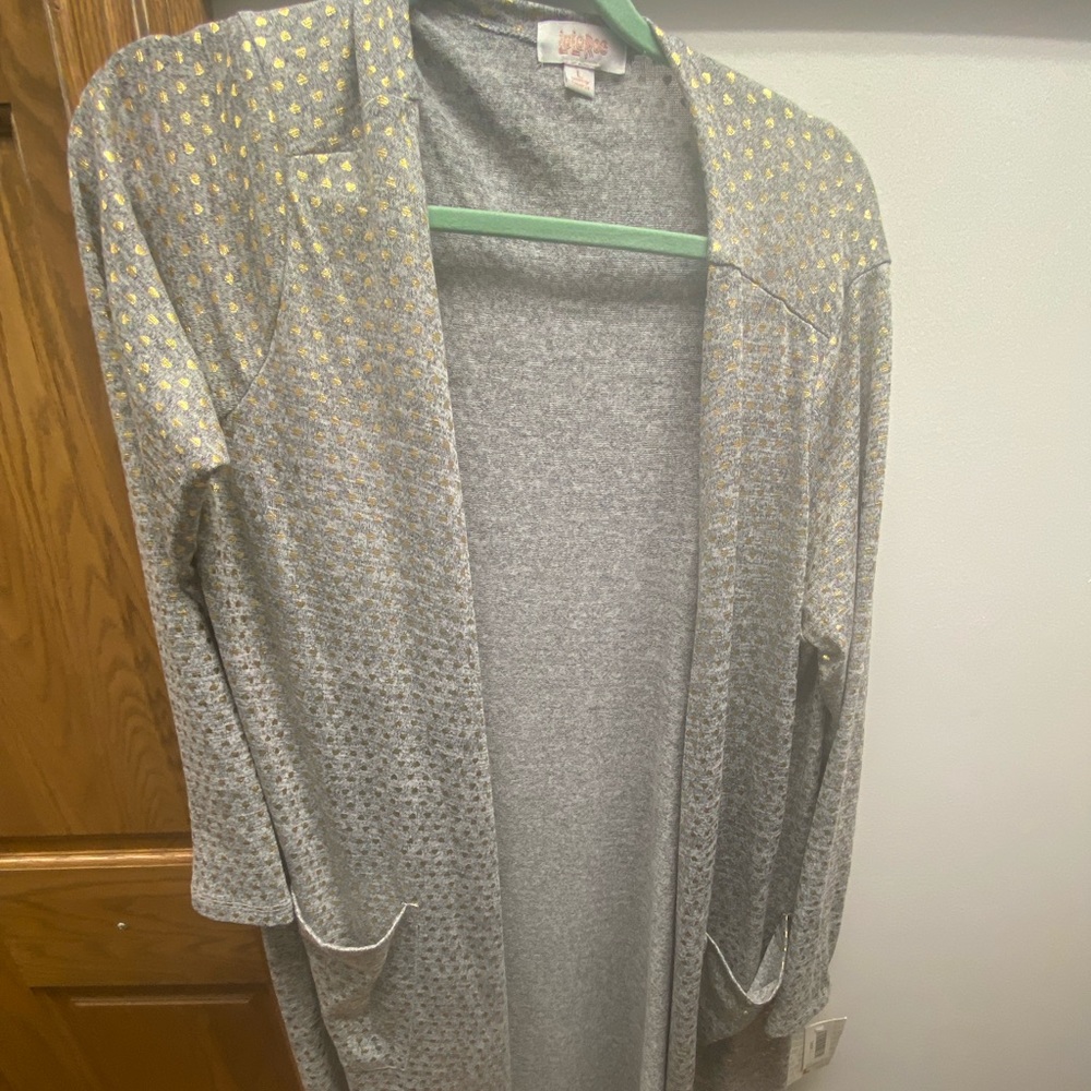 LULAROE ELEGANT SARAH GRAY WITH GOLD HEARTS!!